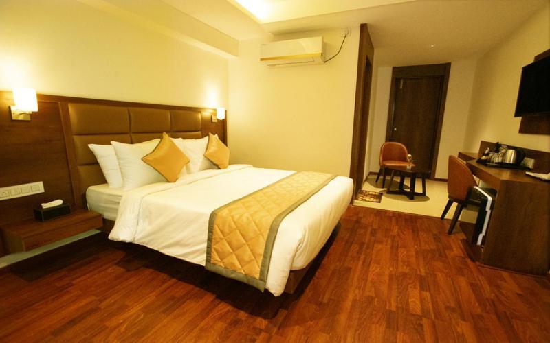 Super Hotel O Nar Comforts Near Ksr Railway Station Бангалор Екстериор снимка