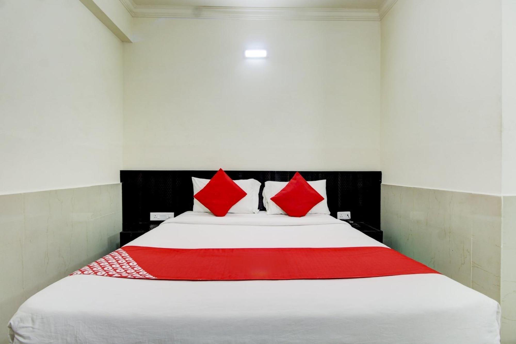 Super Hotel O Nar Comforts Near Ksr Railway Station Бангалор Екстериор снимка