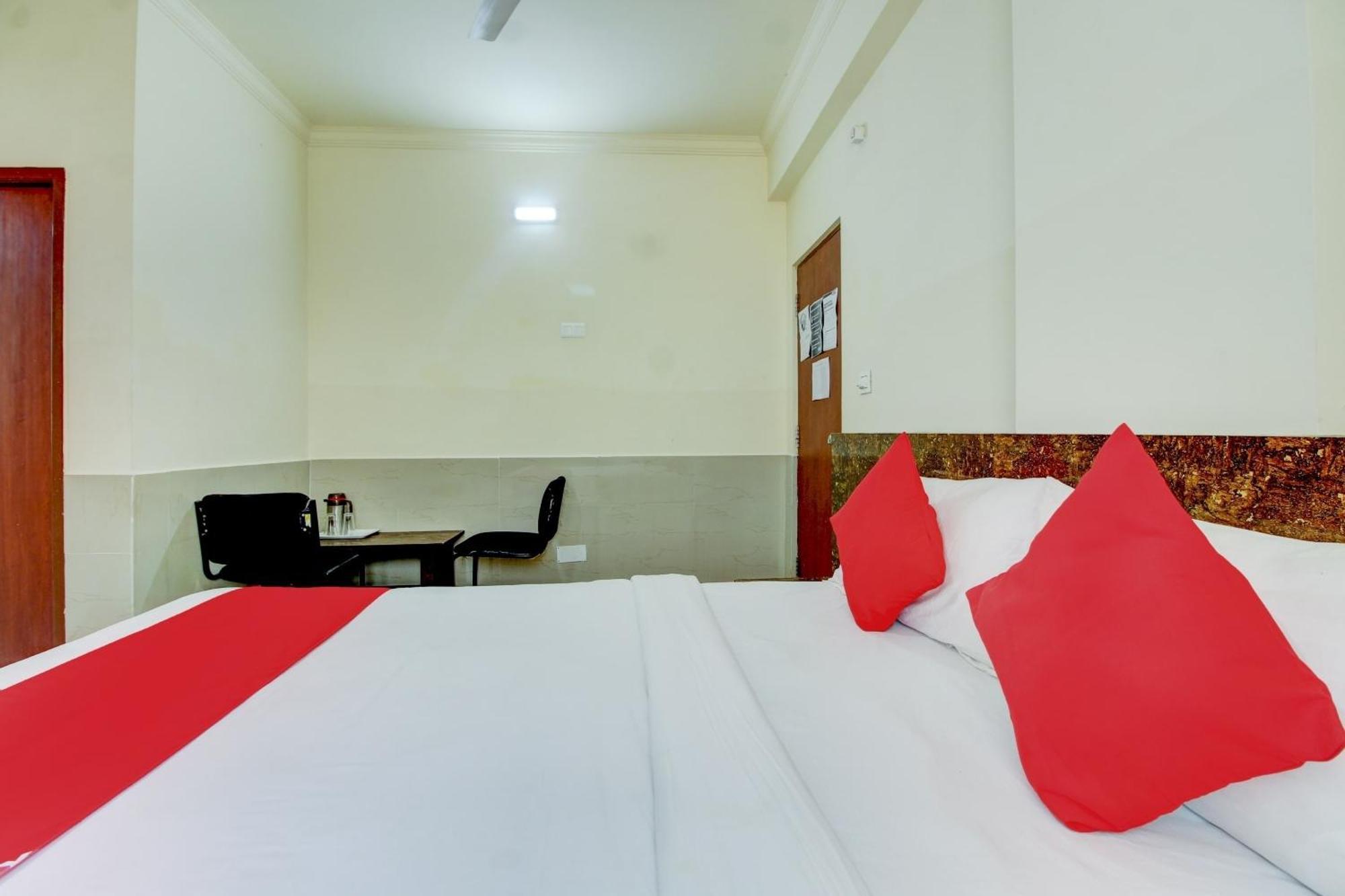 Super Hotel O Nar Comforts Near Ksr Railway Station Бангалор Екстериор снимка